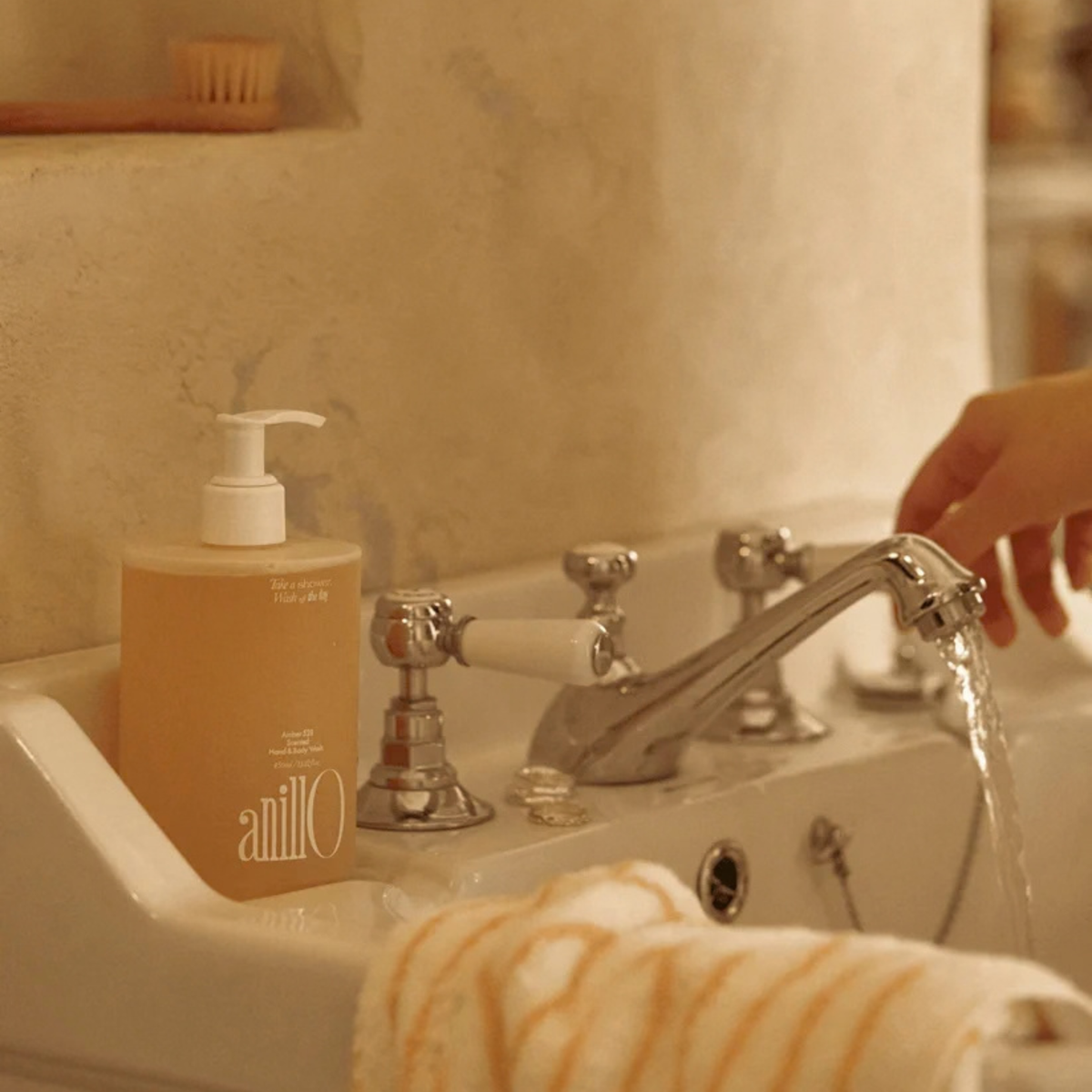 Anillo Amber 528 Scented Hand & Body Wash