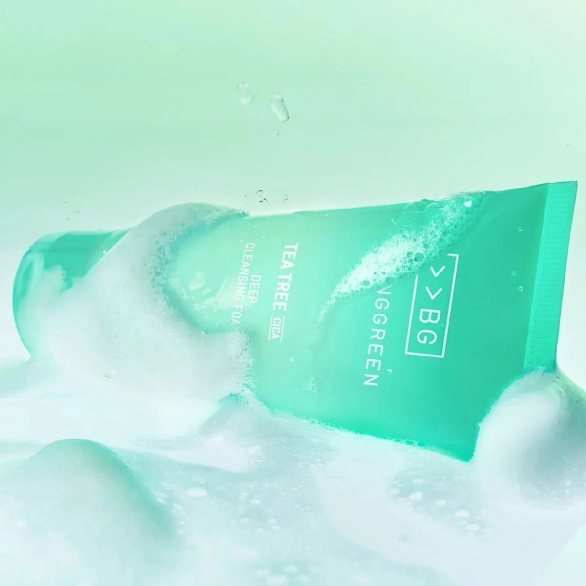 BRINGGREEN Tea Tree Cica Deep Cleansing Foam