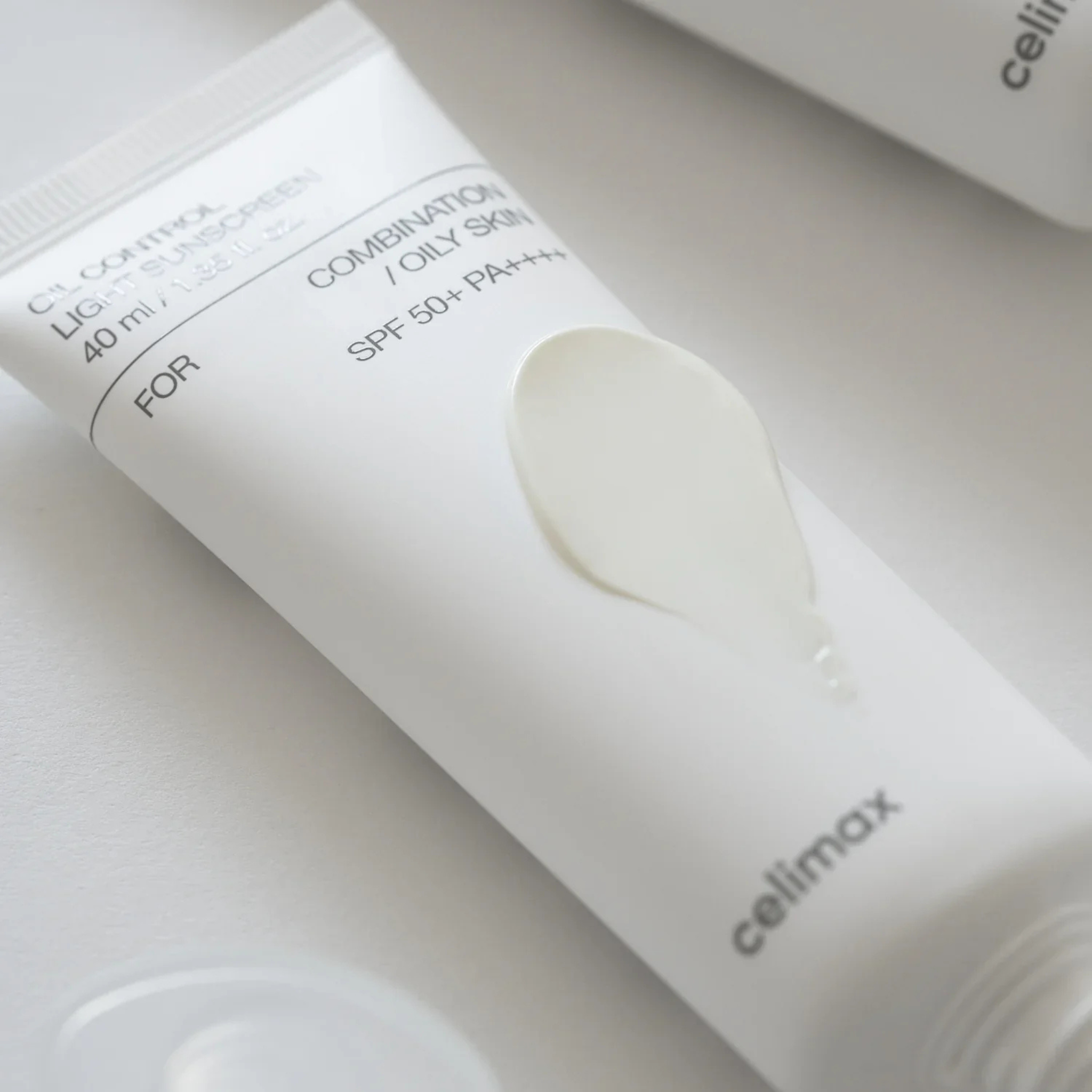 Celimax Oil Control Light Sunscreen