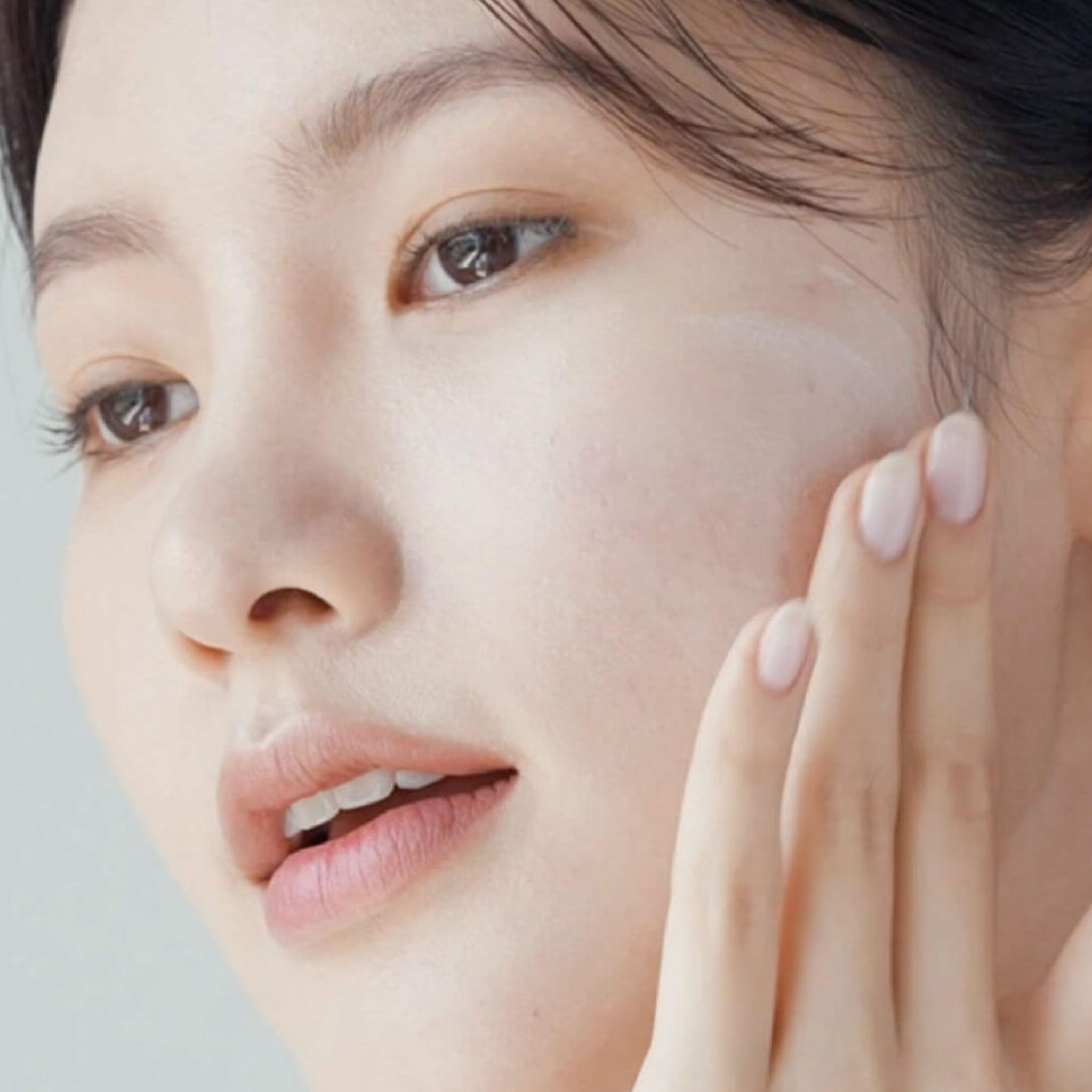 Celimax Oil Control Light Sunscreen
