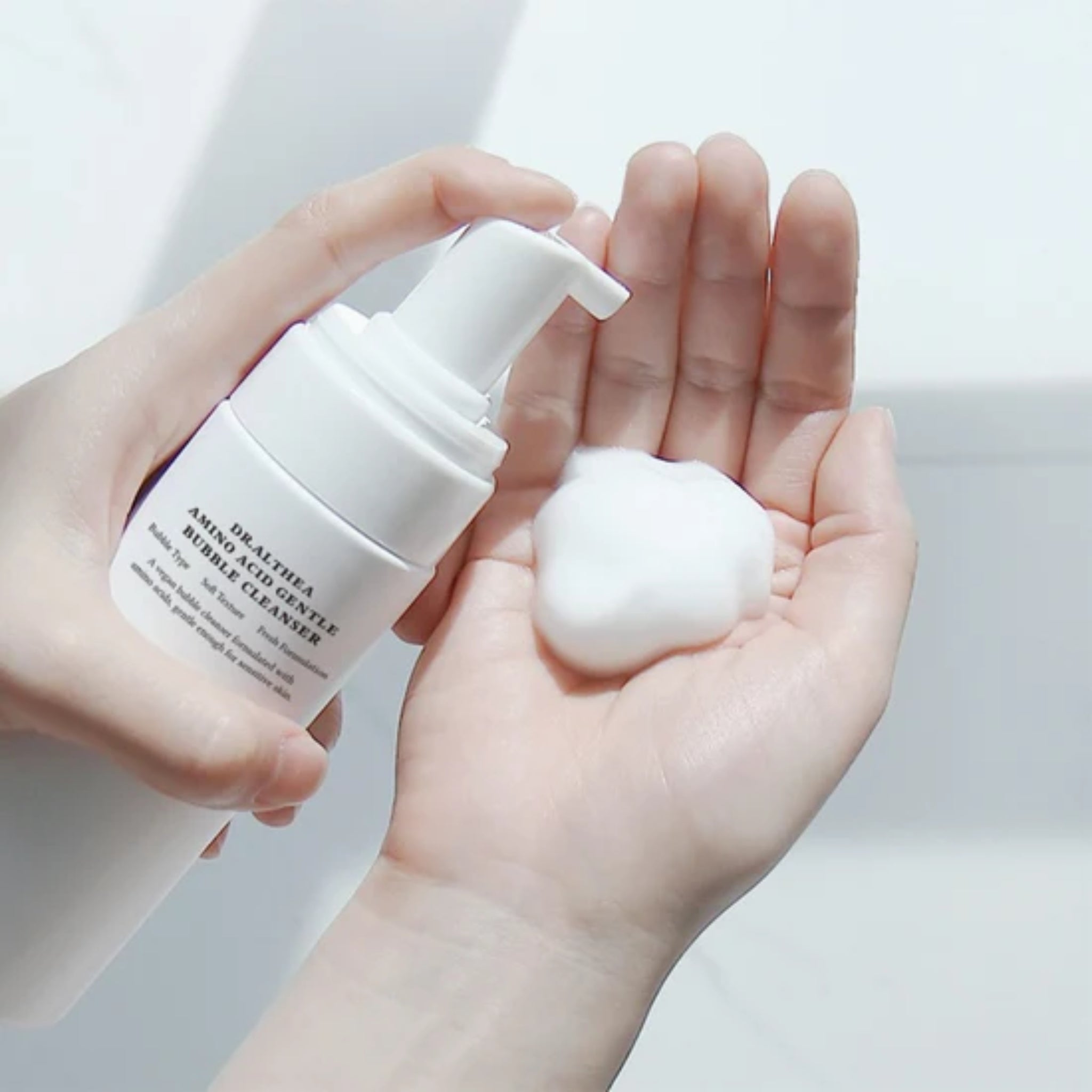 DR. ALTHEA Amino Acid Gentle Bubble Cleanser