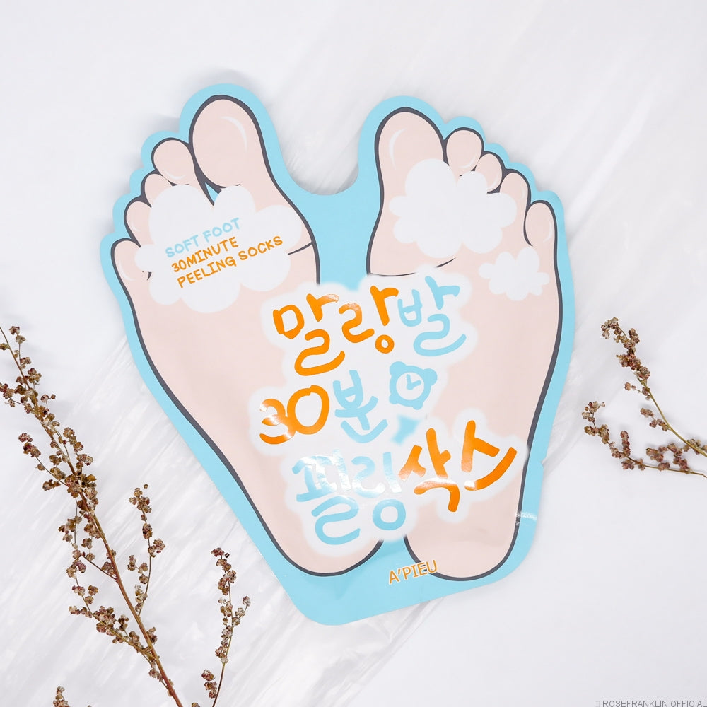 A'Pieu foot peeling socks