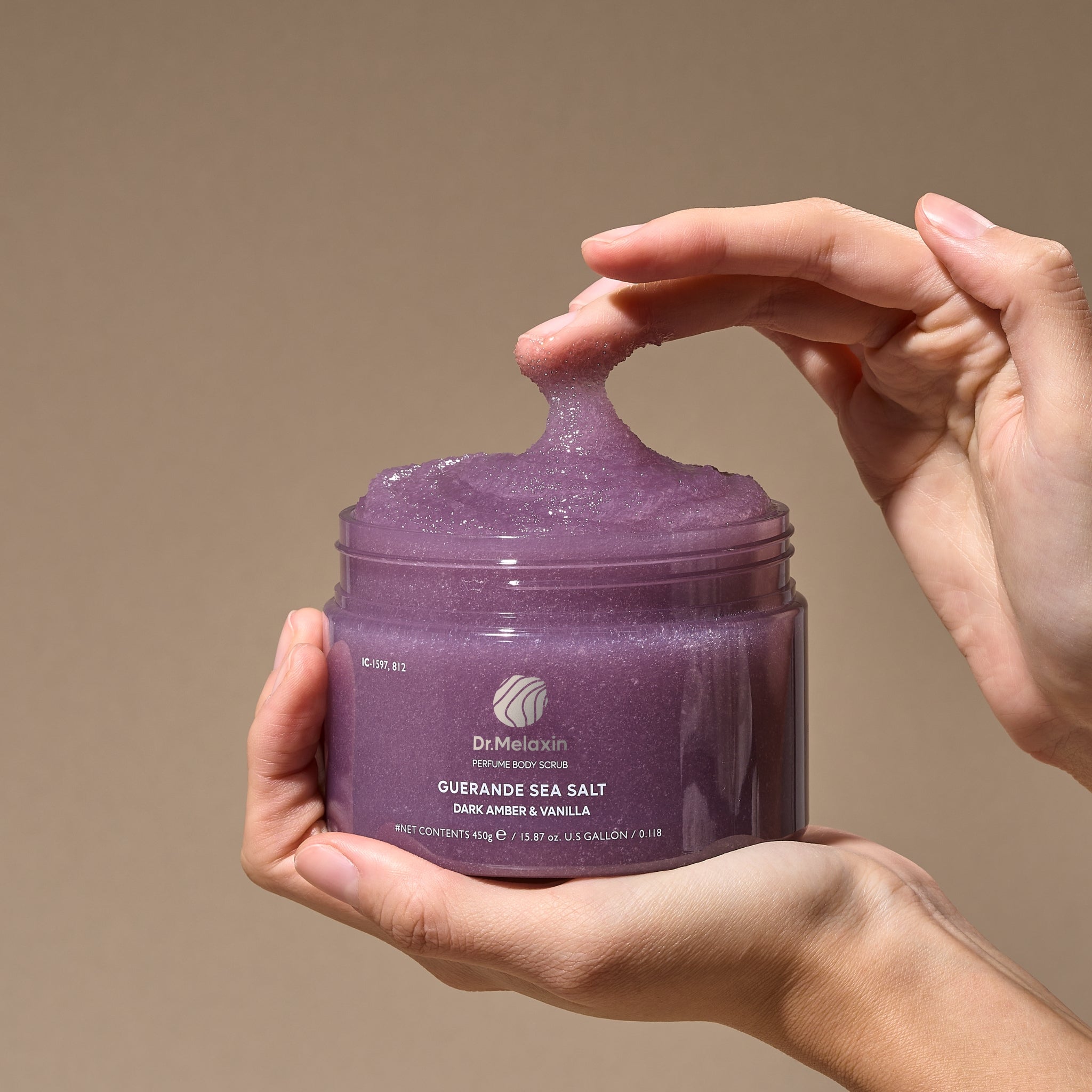 Dr.Melaxin Guerande Sea Salt Perfume Body Scrub Dark Amber & Vanilla