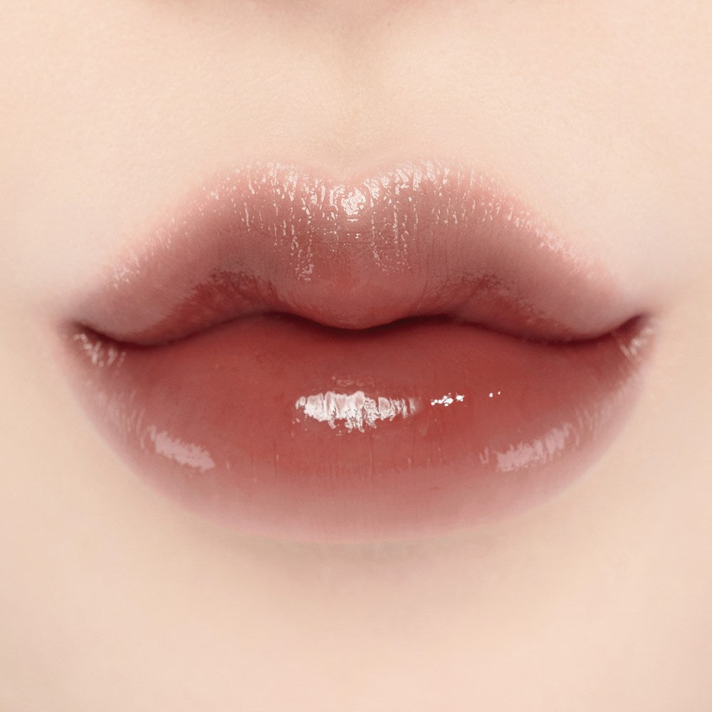 LAKA Bonding Glow Lipstick #213 Jeff on lips
