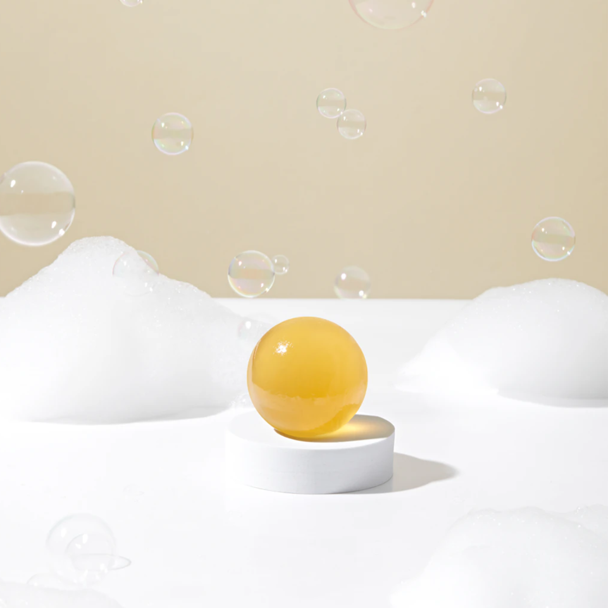 ONGREDIENTS Jeju Cica Cleansing Ball